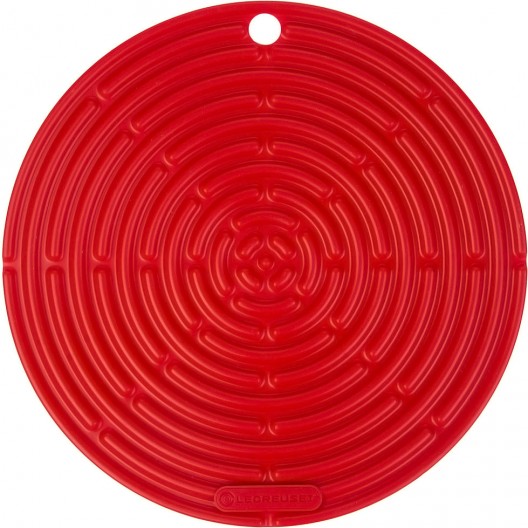 Le Creuset Round Silicone Cool Tool Cerise Red